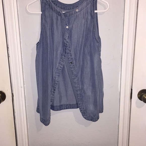 A jean texture GAP tank top - Picture 3 of 3
